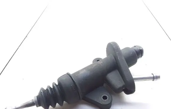 Ford Galaxy Clutch master cylinder 2507101