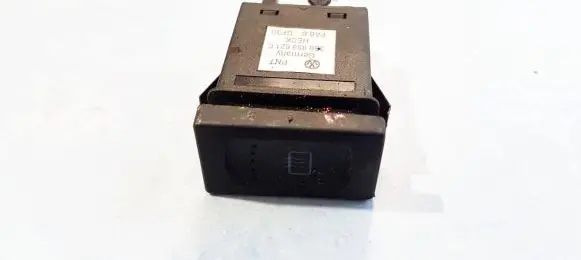 Volkswagen PASSAT B5 Windscreen/window heater switch 3B0959621C