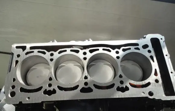 Audi A5 8T 8F Engine block 06H103011AN 06H103021L