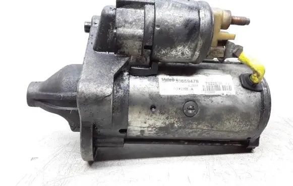 Volvo V40 Starter motor 30659478