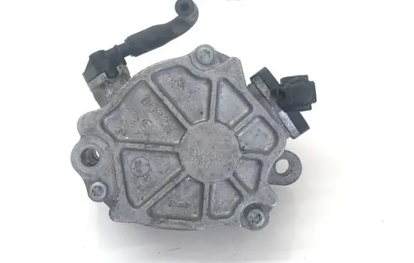 Ford Fiesta Vacuum pump 9684786780 2B1003X1994
