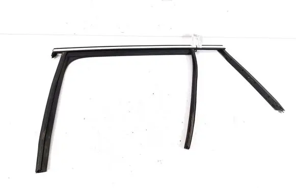 Skoda Octavia Mk3 (5E) Other rear door trim element 5E9839431S