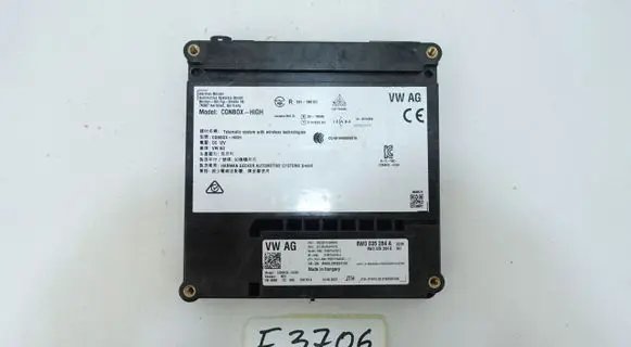 Audi A3 S3 8V Gateway control module 8W0035284A