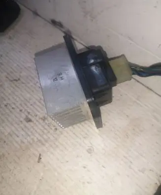 Heater blower motor/fan resistor