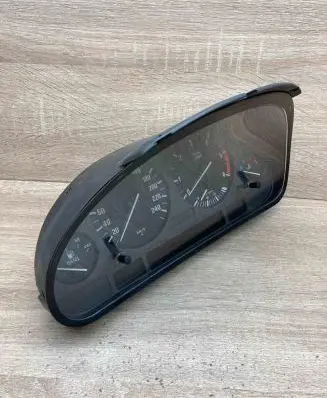 BMW 5 E39 Speedometer (instrument cluster) 6906998 110008784 ForDieselLHD