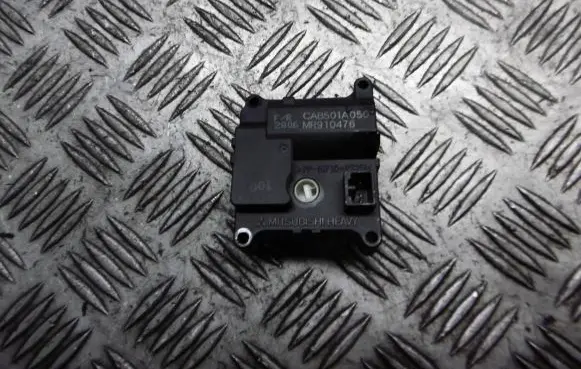 Mitsubishi Space Star A/C air flow flap actuator/motor MR910476
