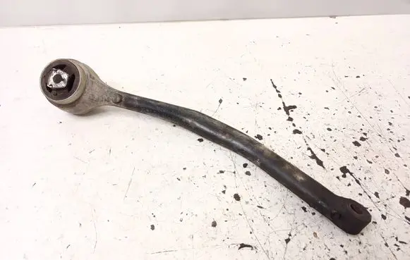 Front lower control arm/wishbone