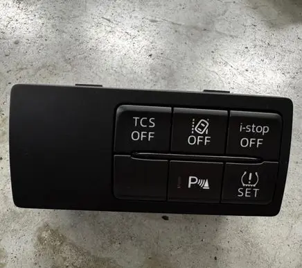 Mazda CX-3 Multifunctional control switch/knob DL8V66170 K1827KA118 10338973