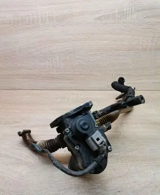 Volkswagen Touran I EGR valve 03C131503B
