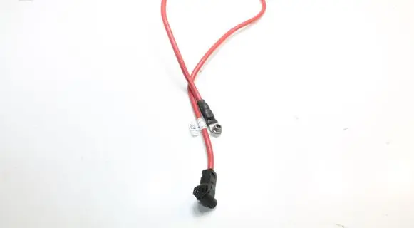 Mercedes-Benz C W205 Positive cable (battery) T915103