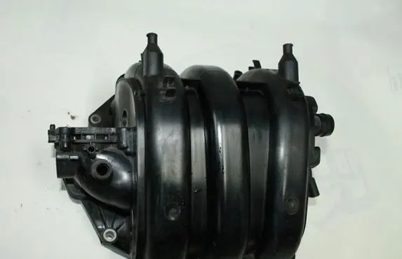 Seat Ibiza IV (6J,6P) Intake manifold