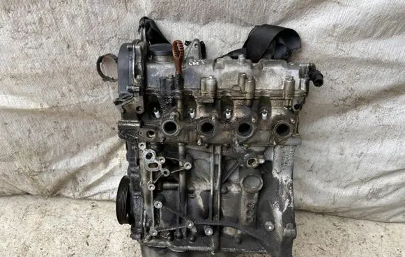 Volkswagen Golf VI Engine