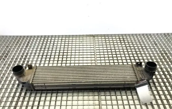 Volvo V70 Intercooler radiator 31338472