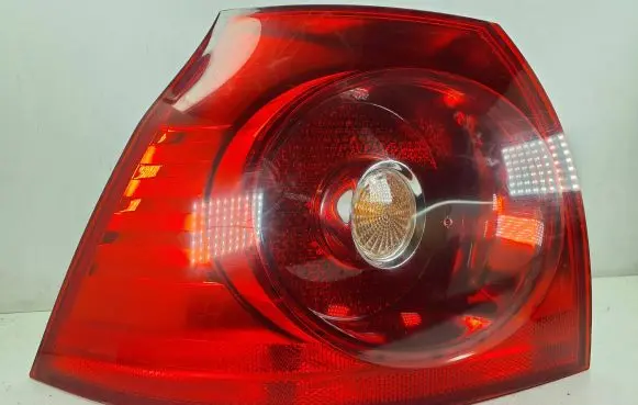 Volkswagen Golf V Rear/tail lights 1K6945095N B02101510 928490102