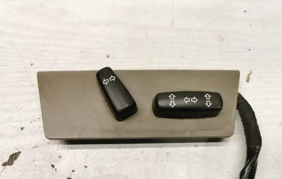 Volvo XC90 Seat control switch 39993745 05W083