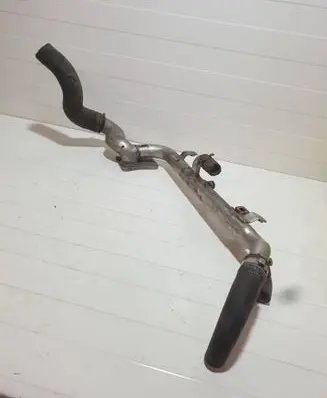 Engine coolant pipe/hose