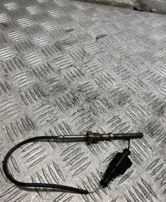 Audi A4 S4 B8 8K Exhaust gas temperature sensor 03L906088D
