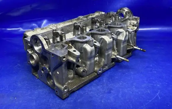 Nissan Qashqai Engine head 110421615R