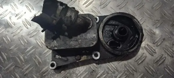 Engine oil radiator