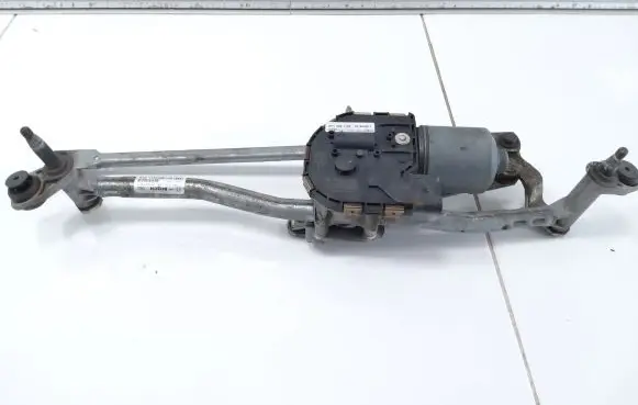 Audi Q5 SQ5 Front wiper linkage and motor 1397220679