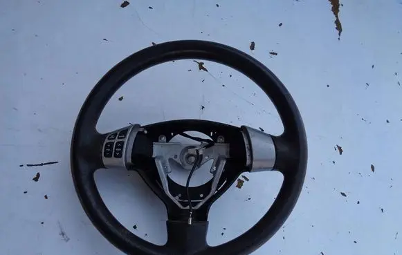 Suzuki SX4 Steering wheel
