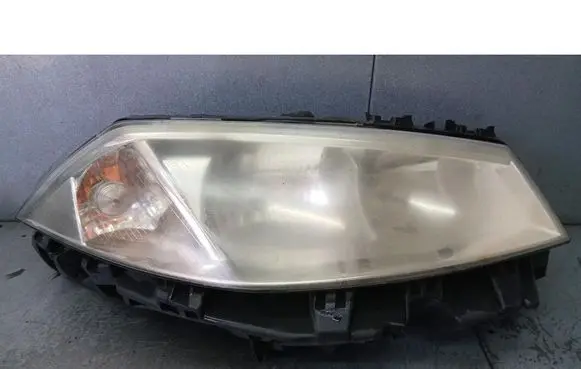 Renault Megane II Front reflector 89307003