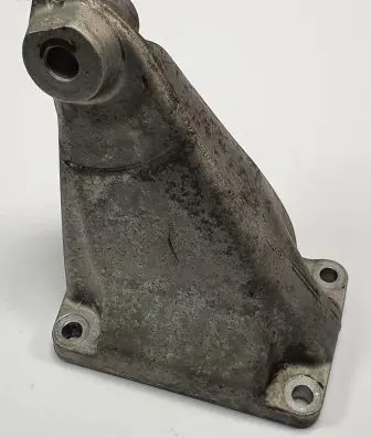 Mercedes-Benz SL R230 Engine mounting bracket A1122233404