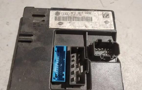 Audi A6 S6 C6 4F Comfort/convenience module 4F0907289E 4F0910289E