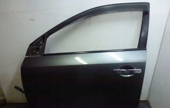 Nissan Murano Z50 Front door