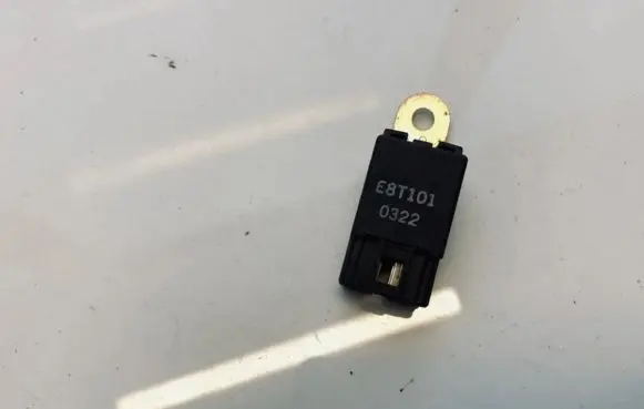 Mitsubishi Galant Other relay e8t101