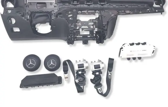 Mercedes-Benz C W206 Dashboard 2066802307