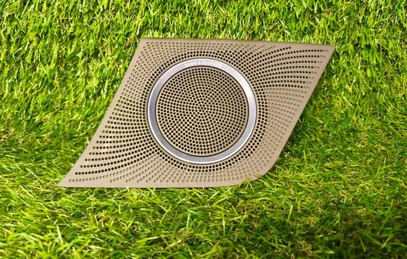 Side speaker trim/cover
