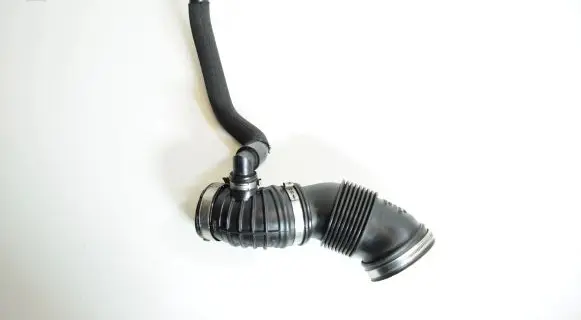 Audi A8 S8 D3 4E Air intake hose/pipe 4E0145711 069129631
