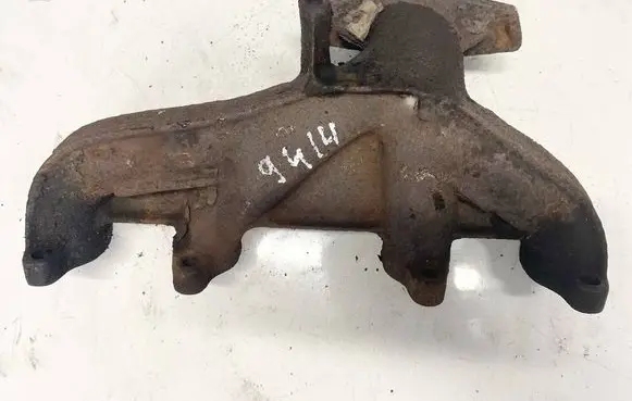 Volkswagen Jetta II Exhaust manifold