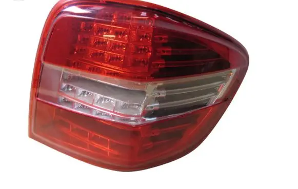 Mercedes-Benz ML W164 Rear/tail lights A1649064700