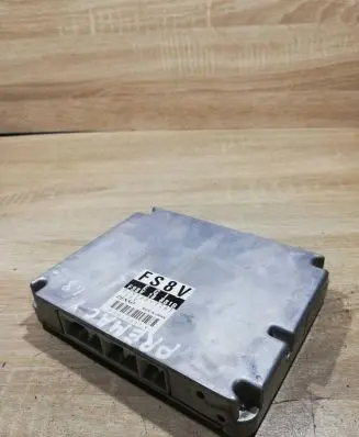 Mazda Premacy Engine control unit/module ECU fs8v18881b 2797001761