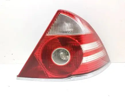 Ford Mondeo Mk III Rear/tail lights 6S7113404A