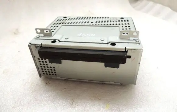 Ford Focus Radio/CD/DVD/GPS head unit 2335493 F1BT18C815HH