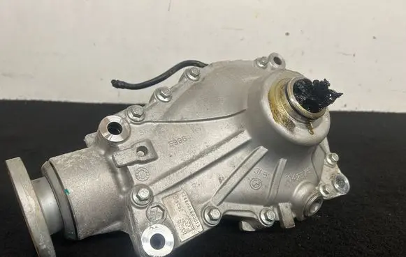BMW X3 G01 Front differential 10425761