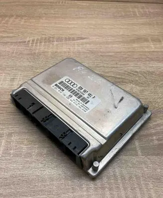 Audi A4 S4 B5 8D Engine control unit/module ECU 8D0907401P 0281010158