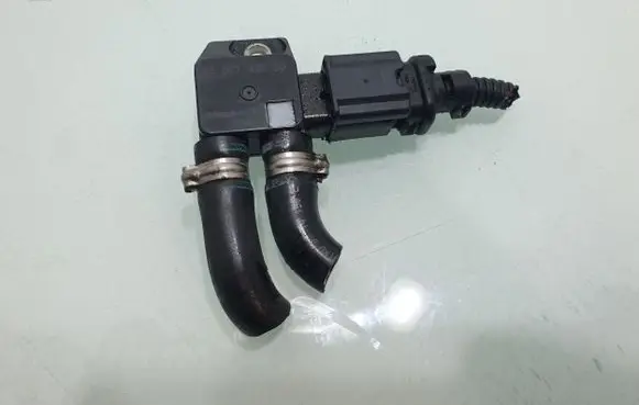 Peugeot 2008 I Exhaust gas pressure sensor 9662143180