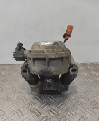 Audi A6 S6 C7 4G Engine mount bracket