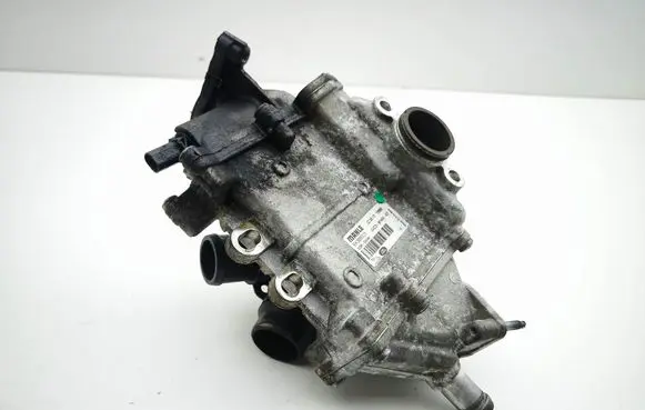 Jaguar XE EGR valve cooler G4D39F464AD
