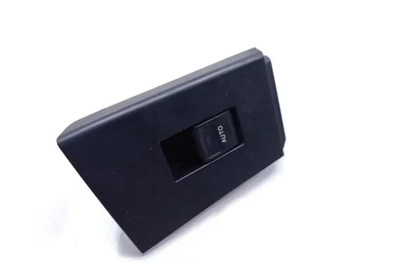 Toyota Auris E180 Electric window control switch 74272-02630