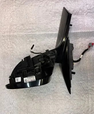 Land Rover Discovery 5 Front door electric wing mirror HY3217683VD