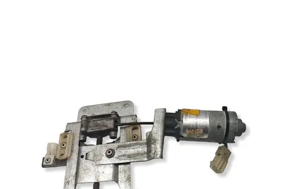 BMW 7 E38 Seat adjustment motor 83522019