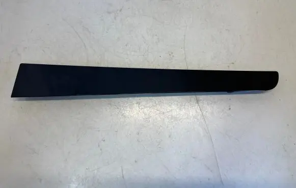 Iveco Daily 6th gen Trim molding 5801627261 5801529602