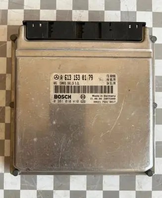 Mercedes-Benz Sprinter W901 W902 W903 W904 Engine control unit/module A6131530179 28RTE000 0281010410