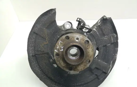 BMW 5 F10 F11 Rear wheel hub 6796099