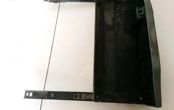 Lancia Zeta Glove box 1462210077 MP3900
